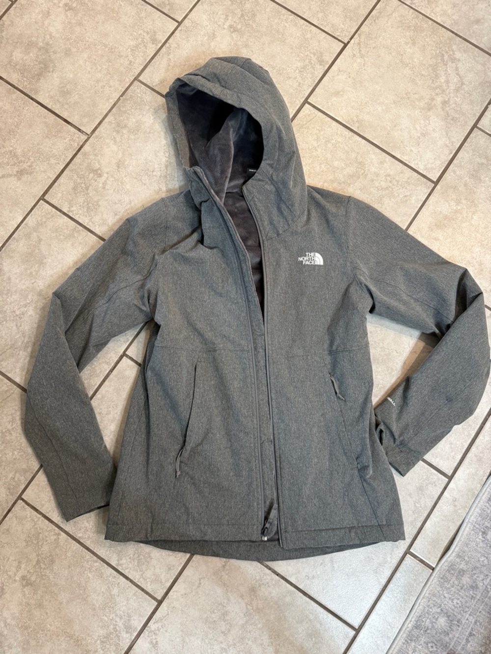 The North Face Women's Hooded Softshell Jacket - Charcoal Gray